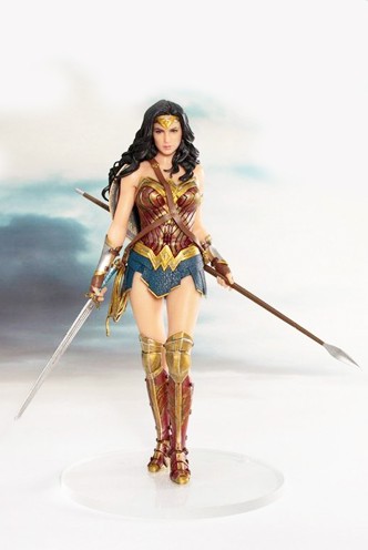 DC - Justice League Movie Estatua ARTFX+ Wonder Woman 