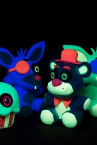 Five Nights At Freddy's - Peluches Blacklight