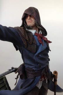 Assassins Creed Statue Arno: The Fearless Assassin