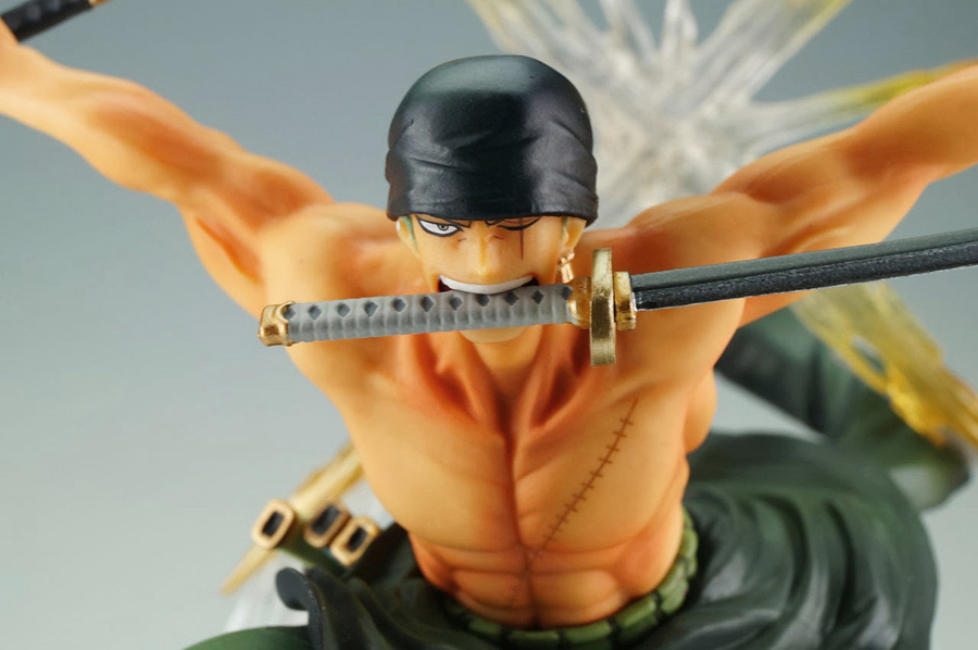 Bandai One Piece Figuarts ZERO Roronoa Zoro Battle Ver. Rengoku Onigiri  Figure