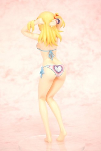 FAIRY TAIL - Lucy Heartfilia Swimsuit Ver. 1/8 Complete Figure