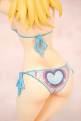 FAIRY TAIL - Lucy Heartfilia Swimsuit Ver. 1/8 Complete Figure